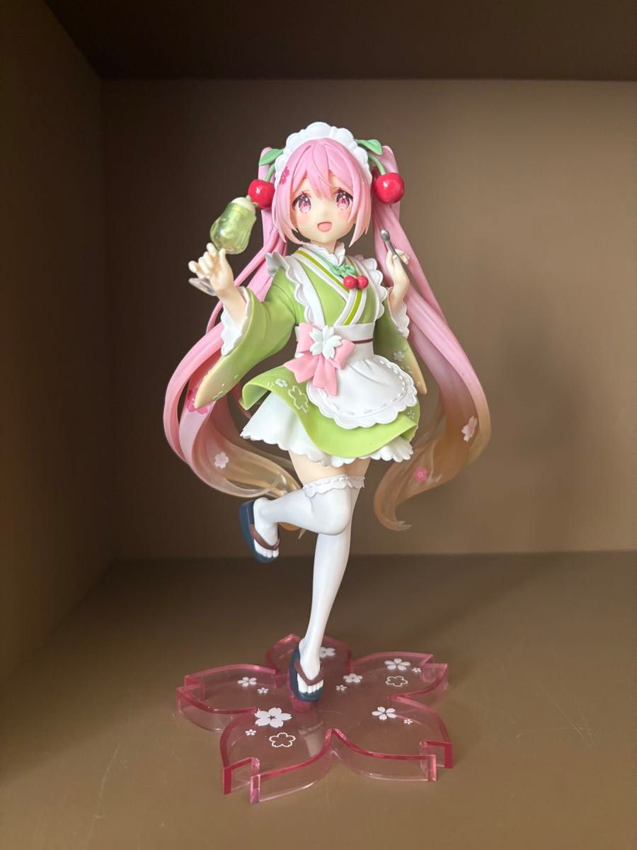OneMall provides Yahoo Fleamarket products: タイクレ限定 桜ミク