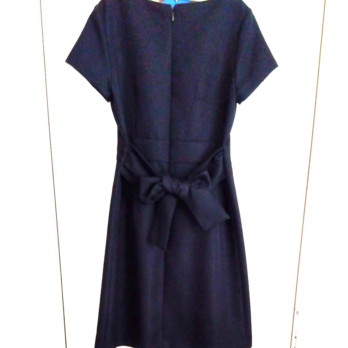 Short-sleeved One Piece Knee-length