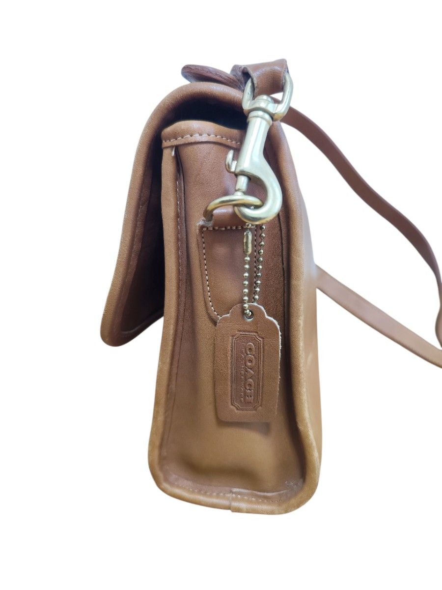 OneMall provides Yahoo Fleamarket products: 80s Vintage Coach OneMall provides Yahoo Fleamarket products: 80s Vintage Coach