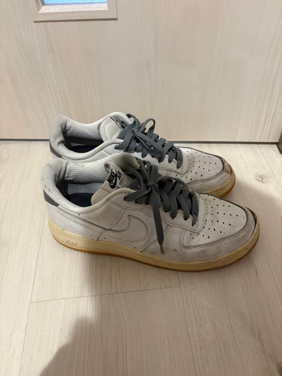 NIKE AIR FORCE 1 ナイキ エアフォース1 ホワイト スニーカー