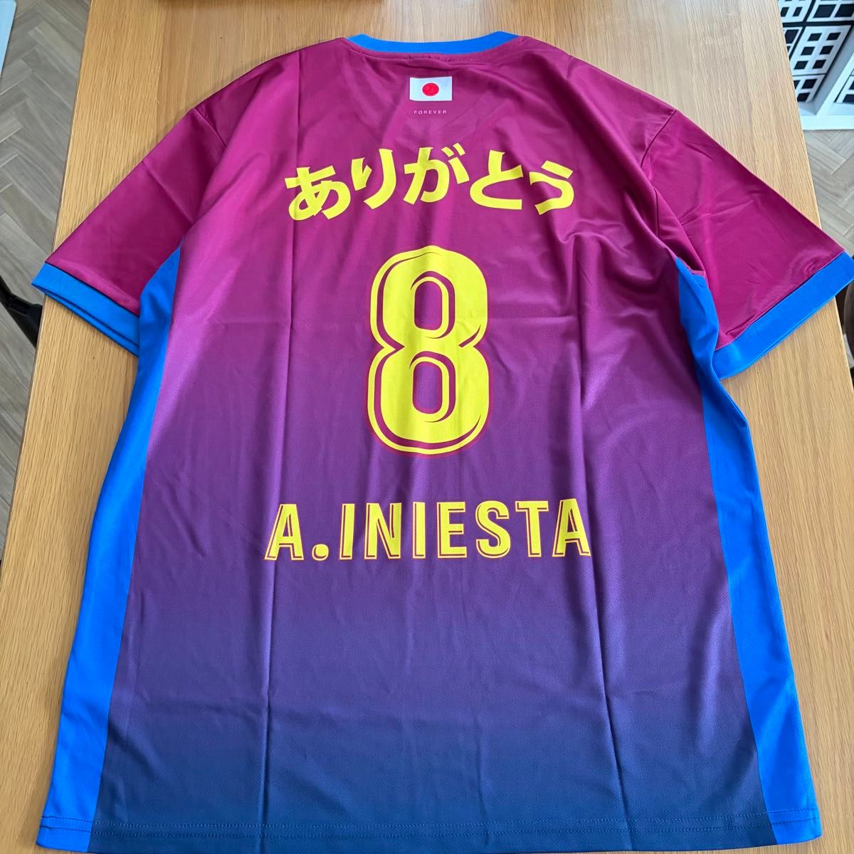 アンドレス・イニエスタ 8番 ユニフォーム ヴィッセル神戸 ありがとうTシャツ