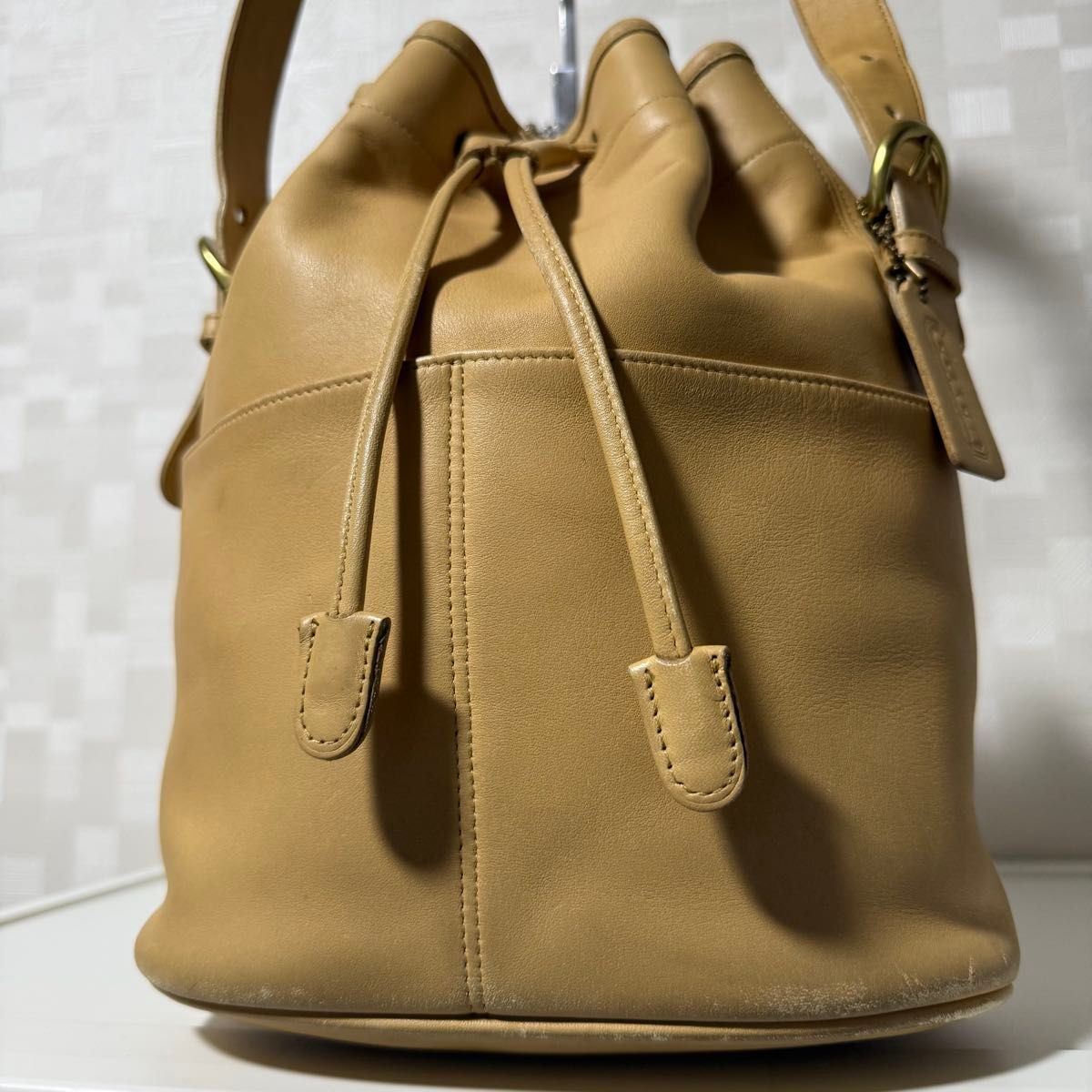 Coach shoulder bag, drawstring, leather, yellow, bucket type, vintage, USA