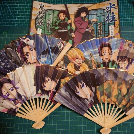 鬼滅の刃　扇子　屏風