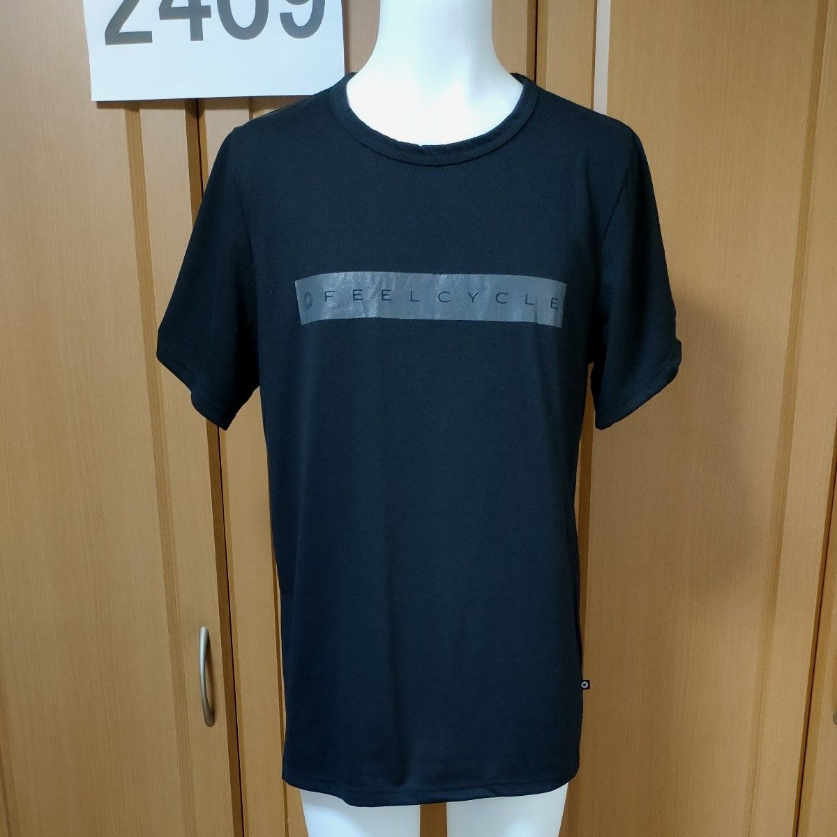 フィールサイクル半袖ＴシャツM　ブラック　横長ボックス少し光沢にFEELCYCLEロゴがステキ！　
