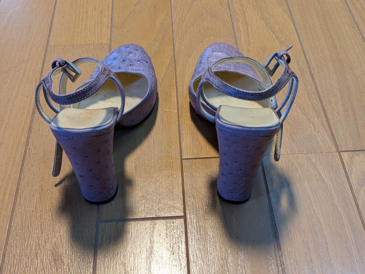 PRADA　プラダ　イタリア製　パンプス　紫 オーストリッチ風 ストラップヒール OneMall provides Yahoo Fleamarket products: PRADA プラダ